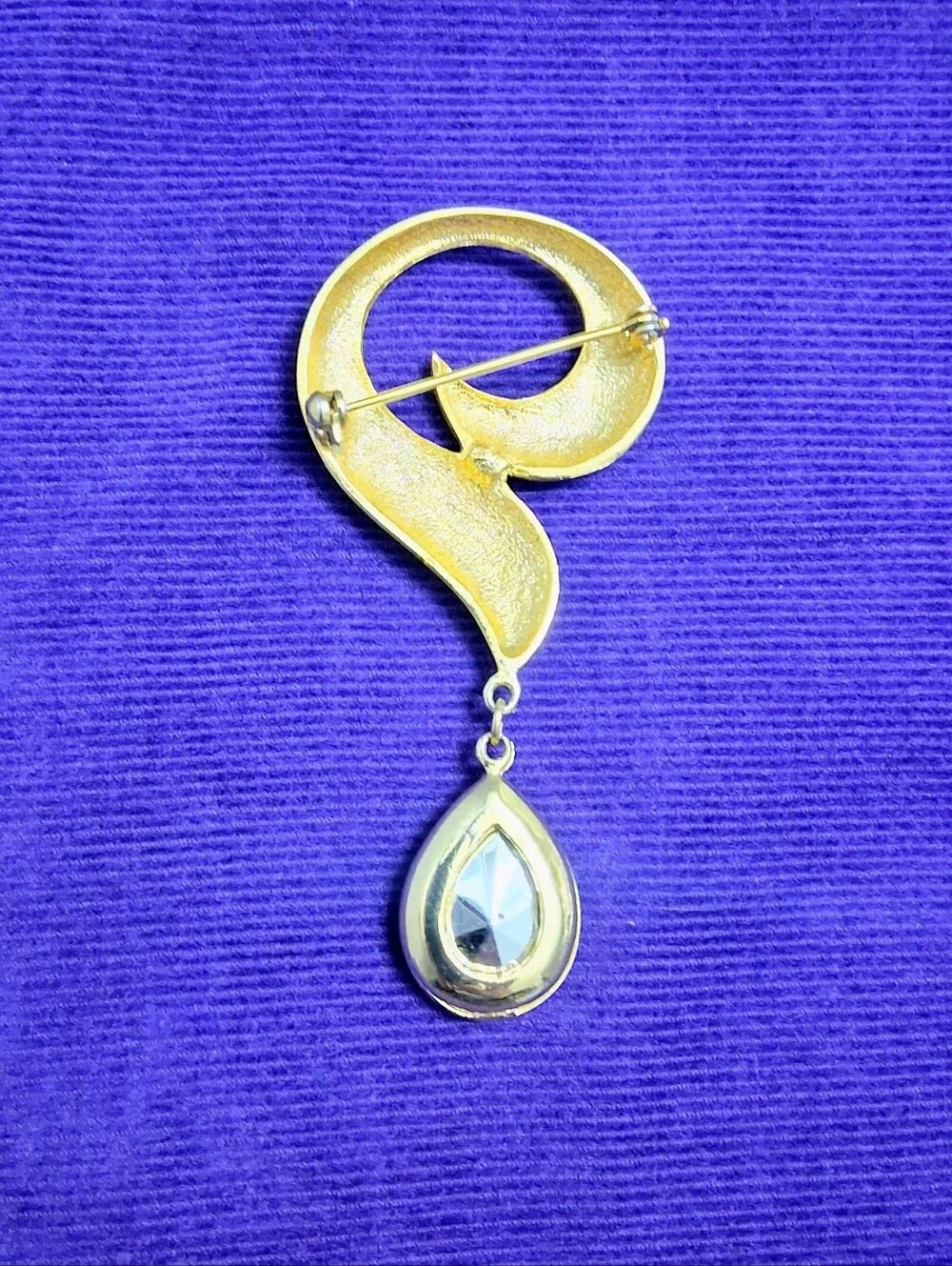 Vintage Brooch Question Mark Gold Tone With Purple Pink Crystal Whimsical